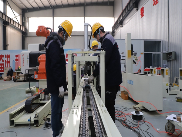 自動化焊接機器人工裝使用保養(yǎng)是什么 焊接機器人工裝使用說明