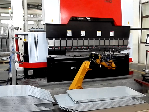 折彎機(jī)器人的優(yōu)勢(shì)是什么？