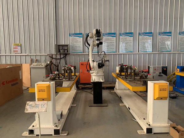 焊接機(jī)器人廠家優(yōu)勢 激光焊接機(jī)器人展示