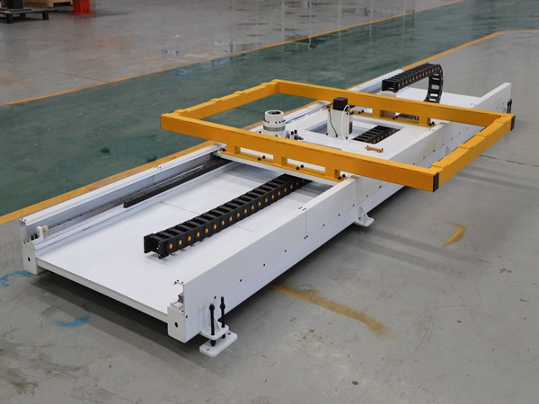 焊接變位機的種類介紹 青島賽邦的焊接變位機圖片