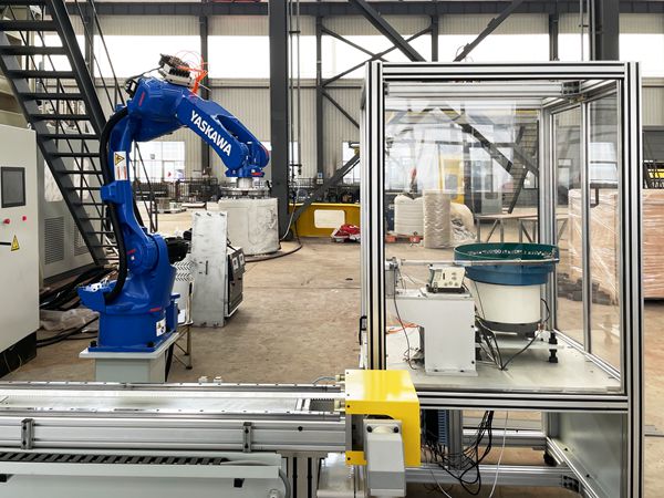 青島賽邦生產的自動包裝生產線展示