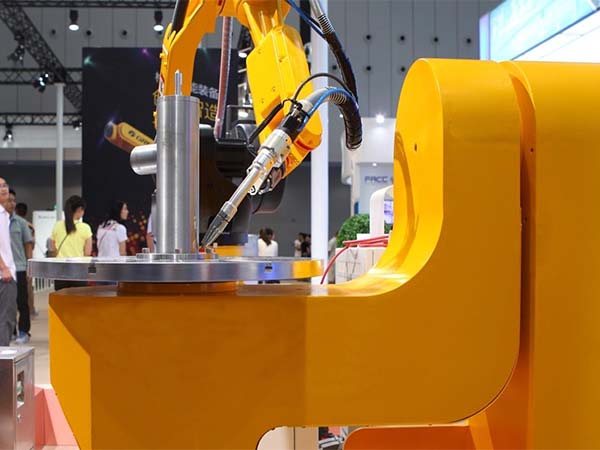 軸類機(jī)器人焊接工作站 軸類機(jī)器人焊接工作站