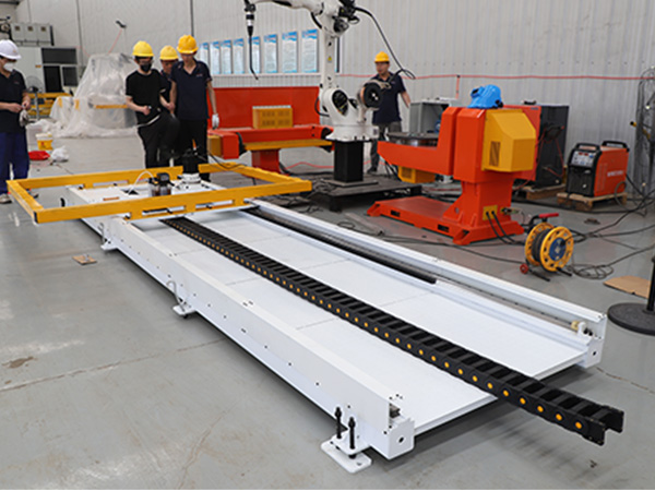 什么是焊接機器人導軌？