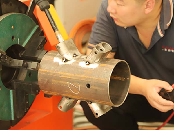 機器人焊接設備編程的工作內容 機器人焊接設備編程的工作內容