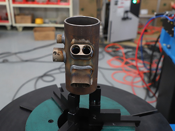 機器人焊接設備編程人員的工作內容 機器人焊接設備編程人員的工作內容