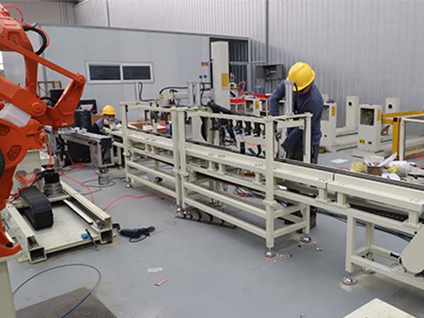 焊接機器人的防碰撞功能 焊接機器人的防碰撞功能