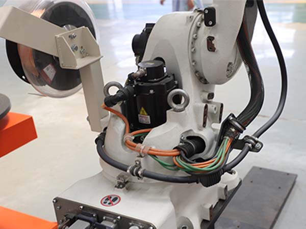 焊接機器人防碰撞傳感器實現自動復位 焊接機器人防碰撞傳感器實現自動復位