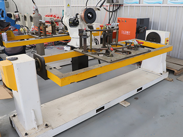 焊接變位機(jī)調(diào)試人員工作 焊接變位機(jī)調(diào)試人員工作