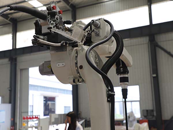 工業焊接機器人維護保養 工業焊接機器人維護保養