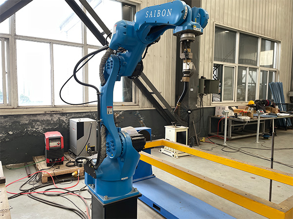 點焊焊接機器人準確度高 點焊焊接機器人準確度高