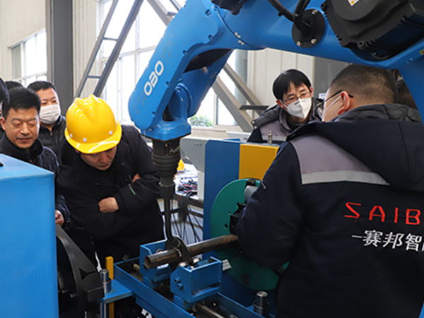 焊接機(jī)器人自我保護(hù)功能 焊接機(jī)器人自我保護(hù)功能