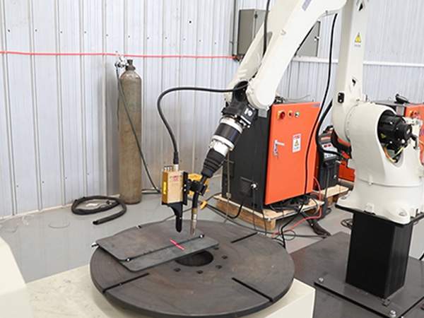 激光焊接機(jī)器人廠家的定制流程 激光焊接機(jī)器人廠家的定制流程