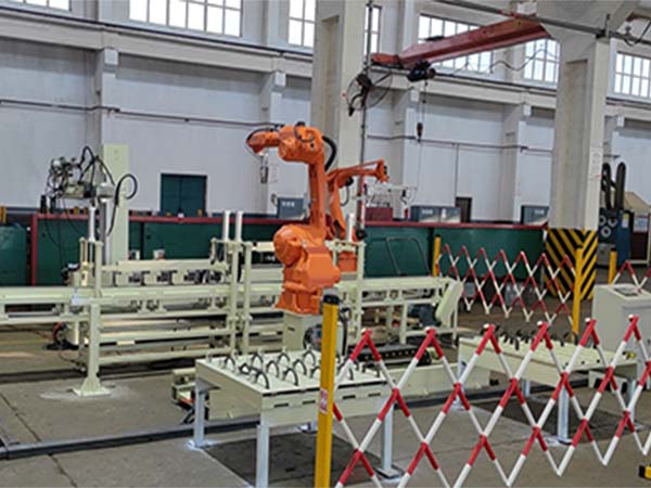 碼垛機(jī)器人和搬運(yùn)機(jī)器人的相同點(diǎn) 碼垛機(jī)器人和搬運(yùn)機(jī)器人的相同點(diǎn)